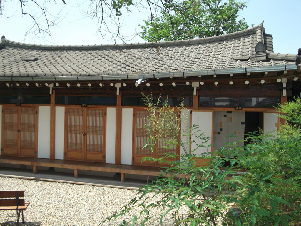 Dukmanjae Hotel Jeonju Exterior foto