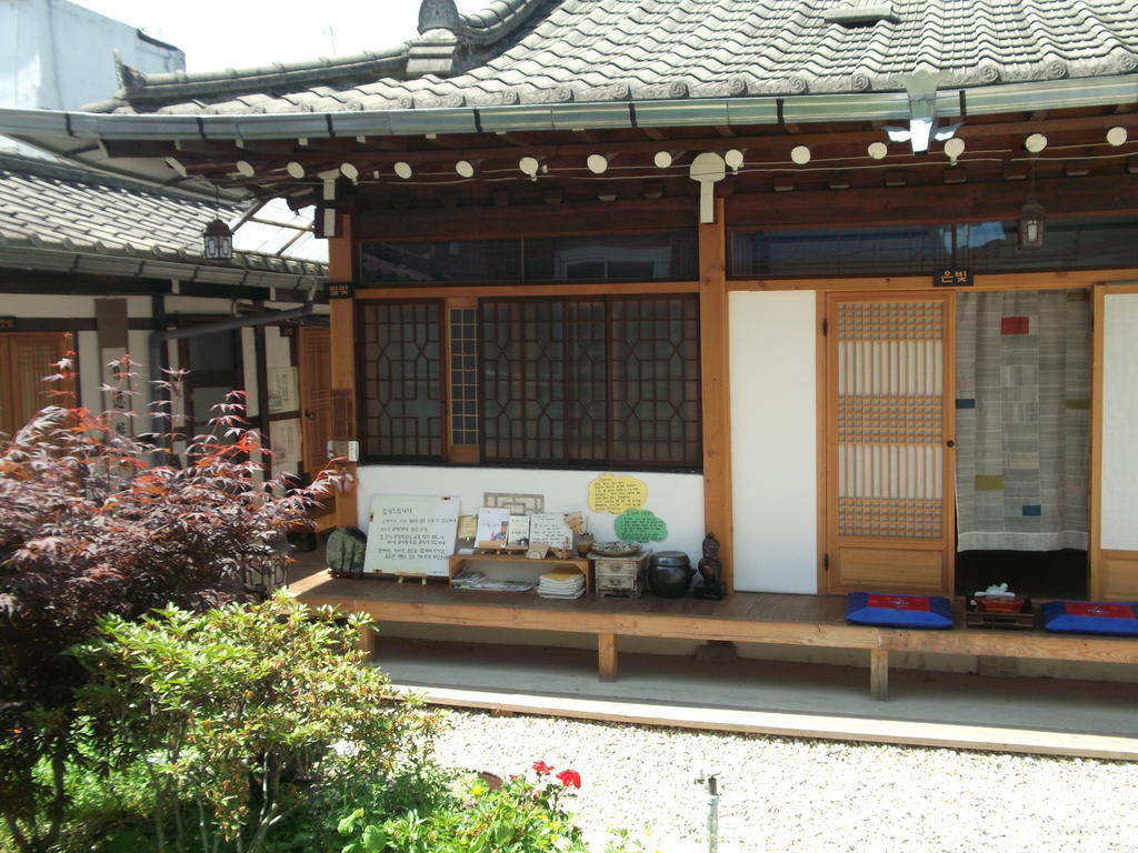 Dukmanjae Hotel Jeonju Exterior foto